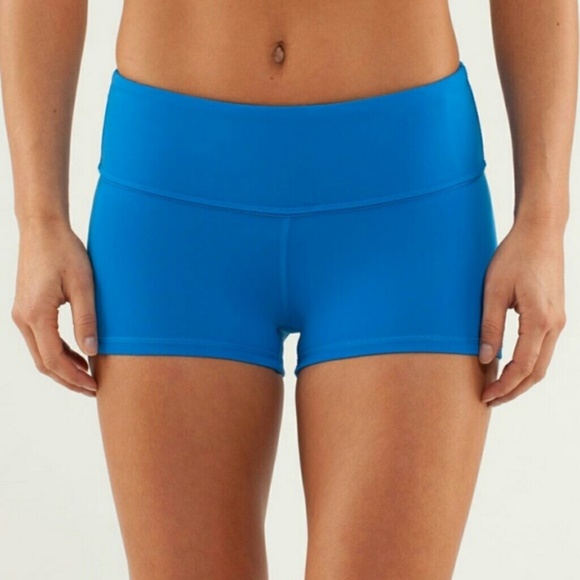 lululemon athletica Pants - LULULEMON Blue Boogie Booty Shorts Size 2